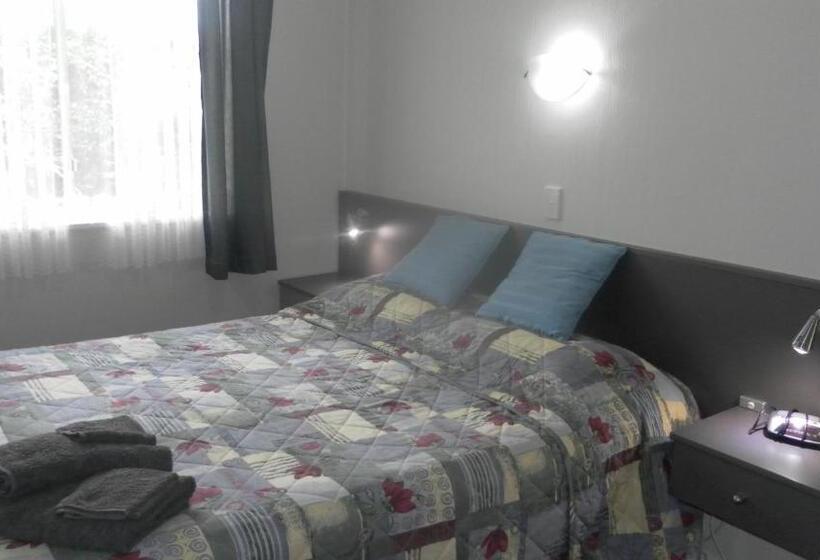 Beachside Sunnyvale Motel