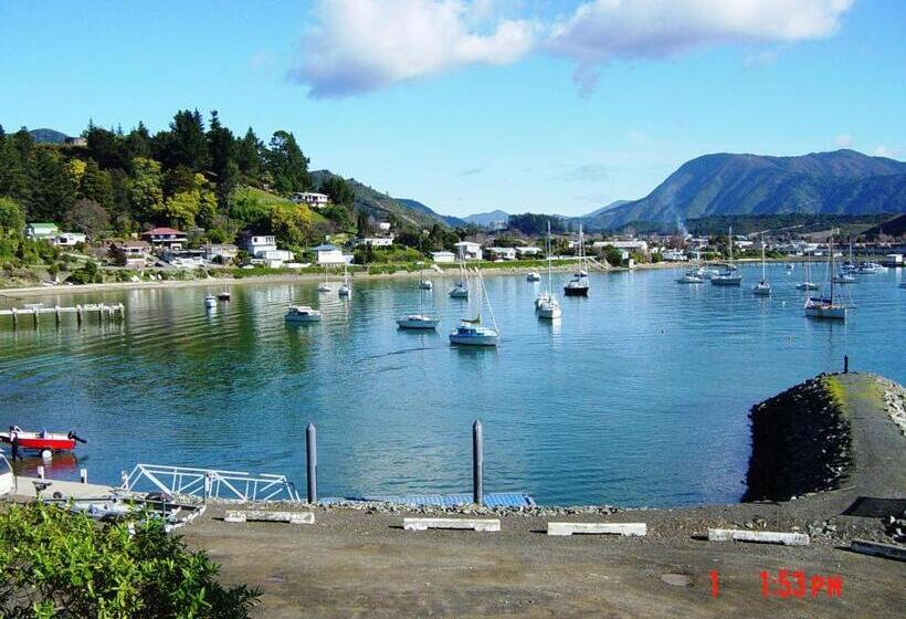 Beachside Sunnyvale Motel