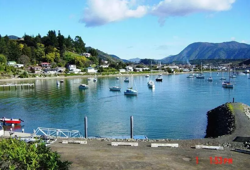 Beachside Sunnyvale Motel