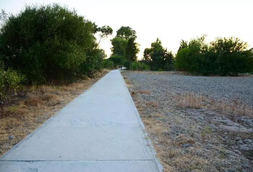 ホテル Castelvetere