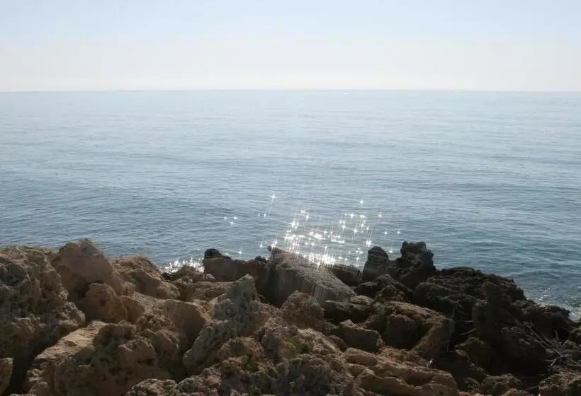 ホテル Castelvetere