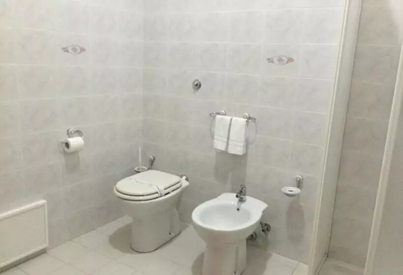 ホテル Castelvetere