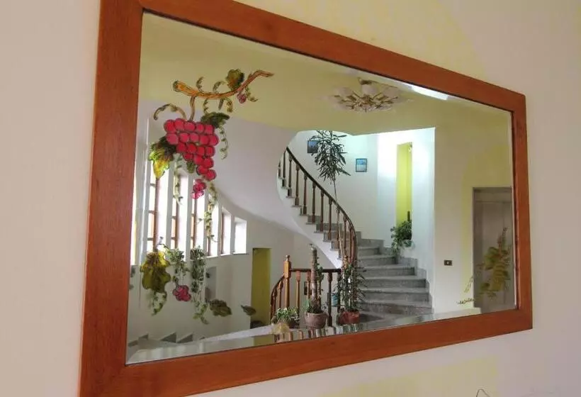 ホテル Castelvetere