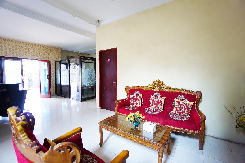 بنسيون Bless House By Oyo Rooms