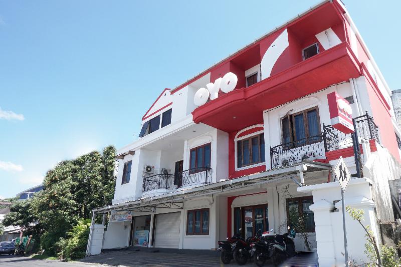 بنسيون Bless House By Oyo Rooms