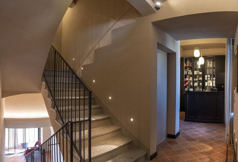 بنسيون Dimora Cordero