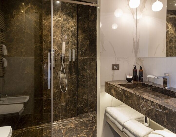 بنسيون Dimora Cordero