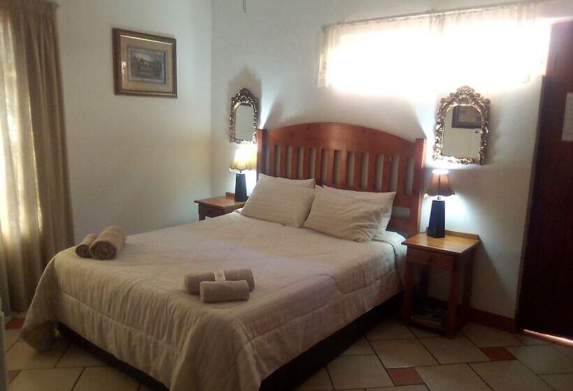 Pension Eleventh Avenue Guesthouse & Conferencing