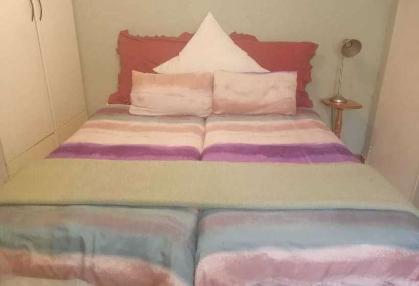 Pension (Hôtel basse catégorie) The African Rock Guesthouse