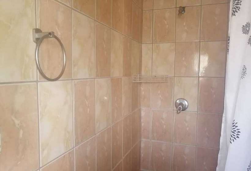 Pension (Hôtel basse catégorie) The African Rock Guesthouse