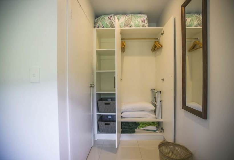 Tiarepuku Pool Villa