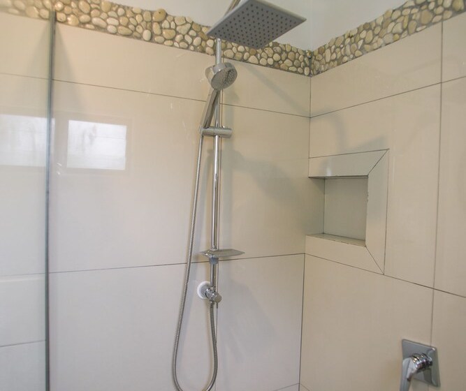 Tiarepuku Pool Villa