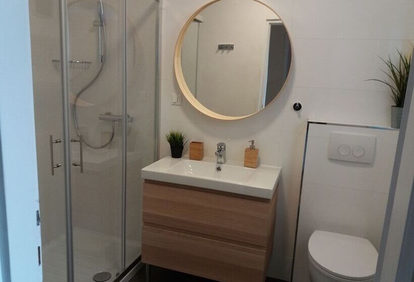 Villa Nina Apartments