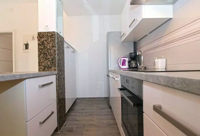 Apartments Mario 1401