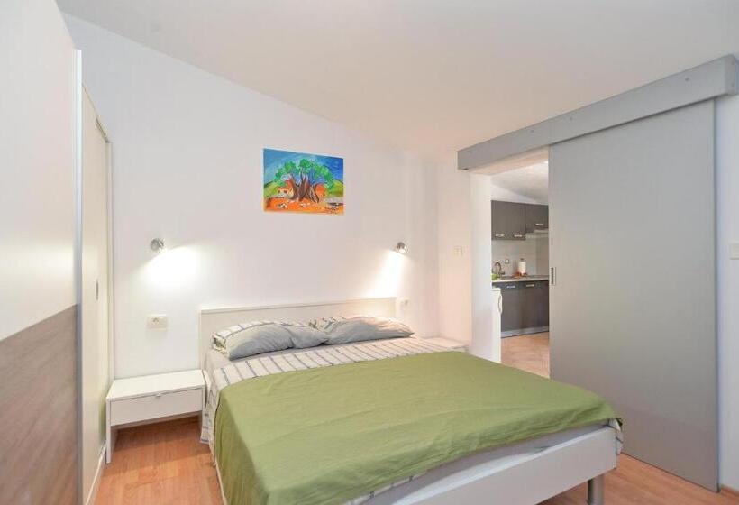 Apartment Vesna 1642