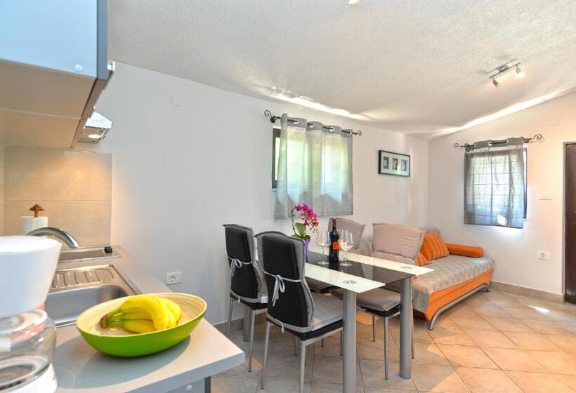 Apartment Vesna 1642