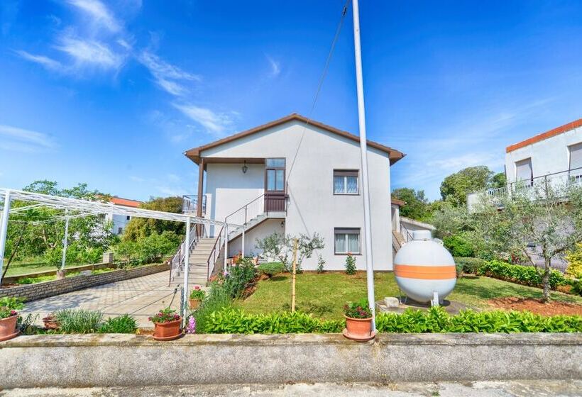 بنسيون Apartment 1633