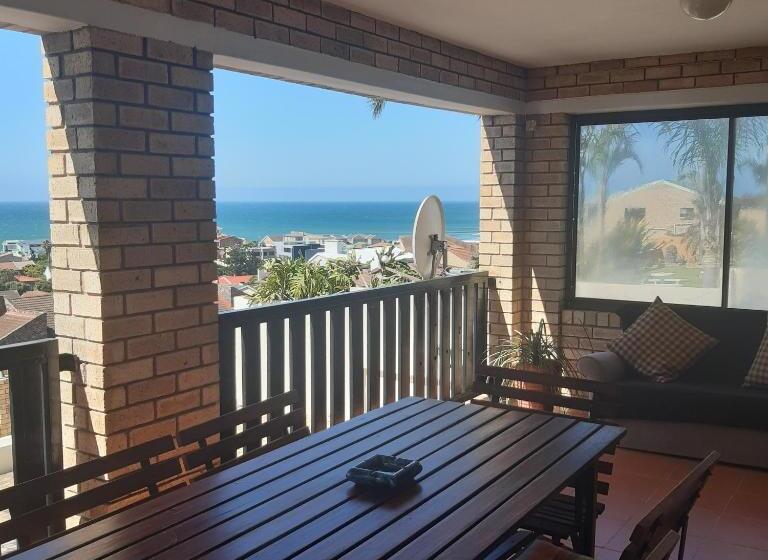 פנסיון Ocean View Guest House
