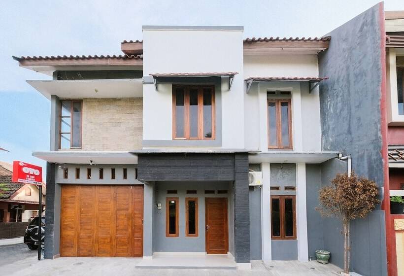 Отель Oyo 2118 Fh Stay