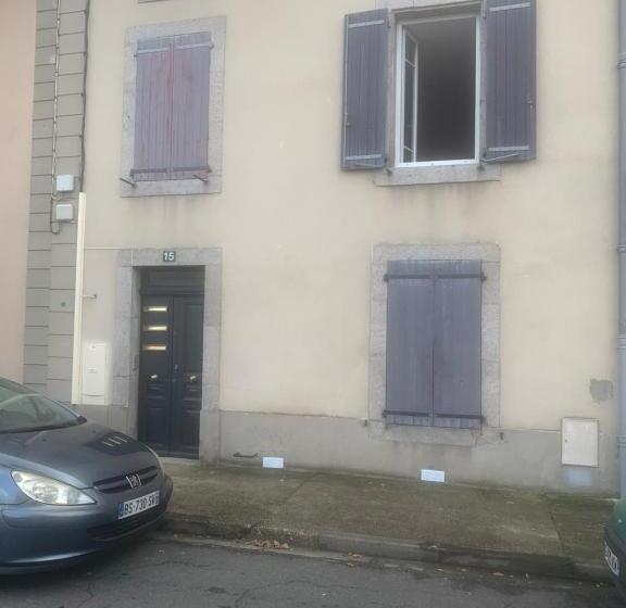 پانسیون Guesthouse La Villae