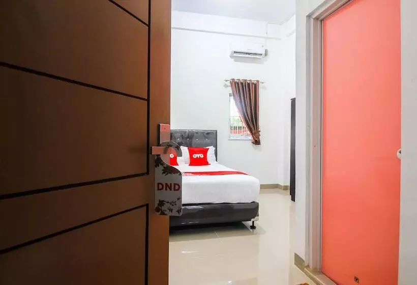 ホテル Oyo 1653 Fajar Residence