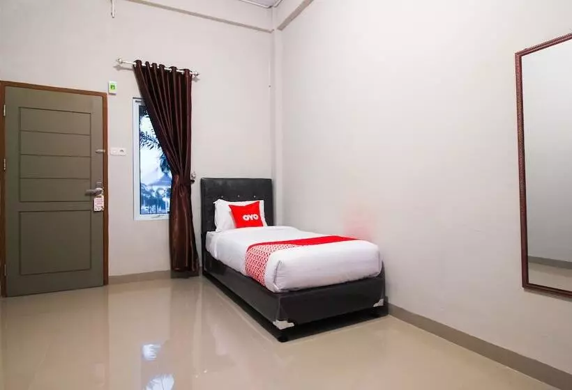 ホテル Oyo 1653 Fajar Residence