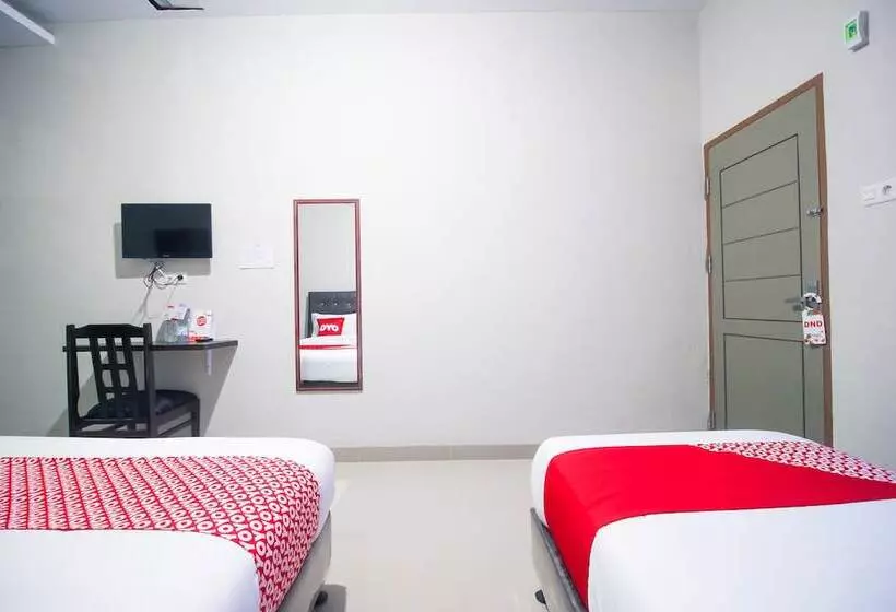 ホテル Oyo 1653 Fajar Residence