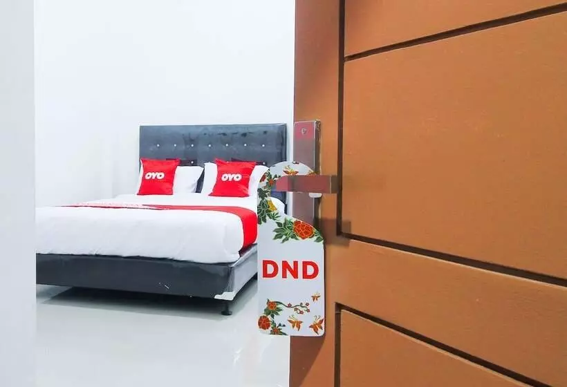 ホテル Oyo 1653 Fajar Residence