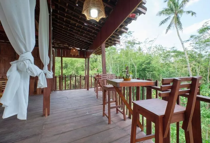 هتل Oyo 2519 Mayang Garini