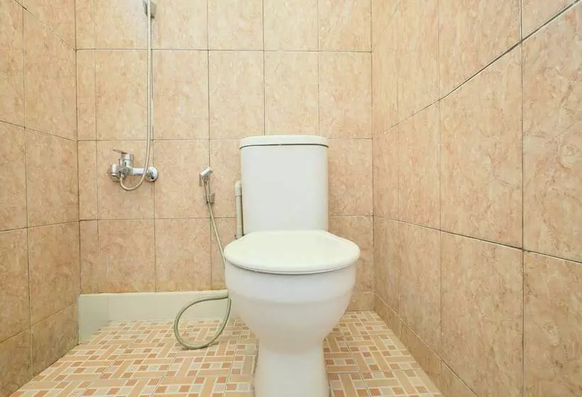 هتل Oyo 2519 Mayang Garini