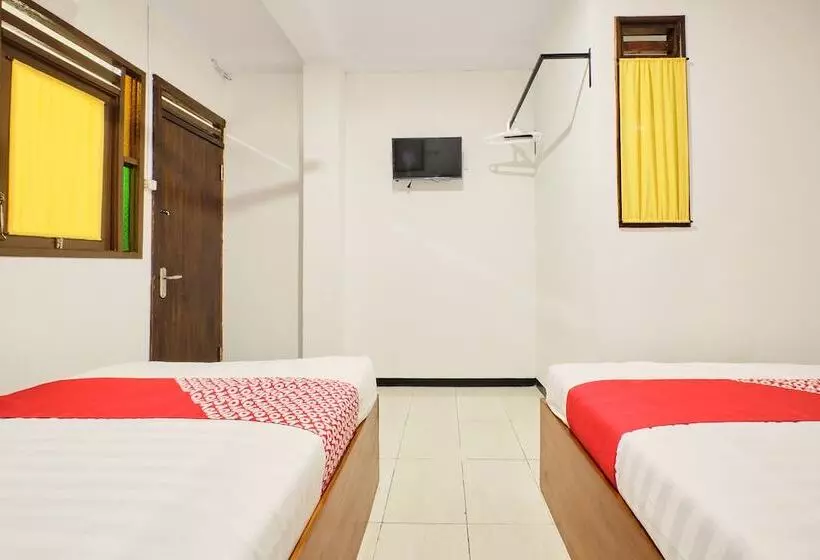 هتل Oyo 2519 Mayang Garini