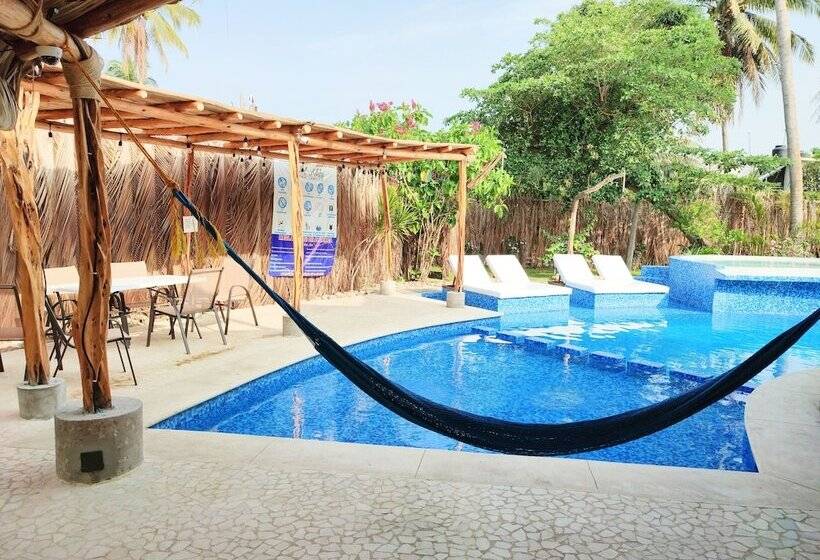 فندق Ashly Loma Larga