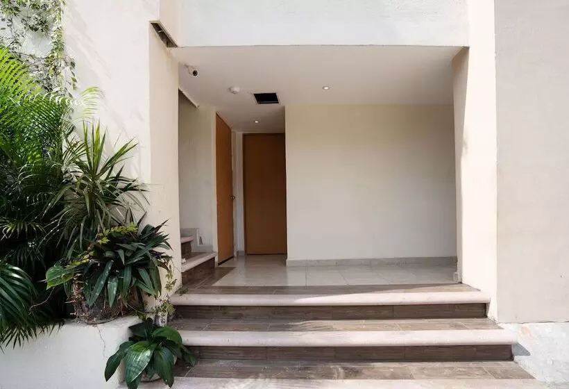 ホテル Ashly Loma Larga