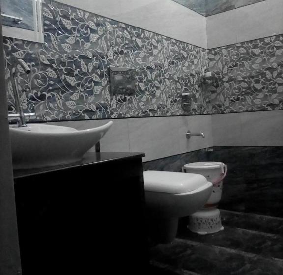 Fabhotel Destiny Inn