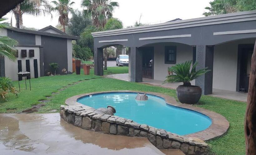 بنسيون African Dreams Guesthouse