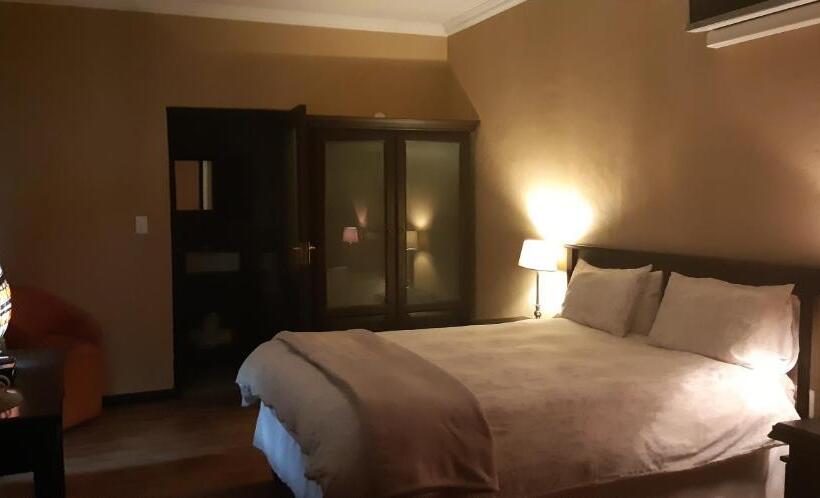 بنسيون African Dreams Guesthouse