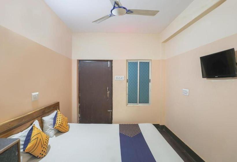 Hotel Vaccinated Staff Spot On 66268 Prem Narayan Guest House