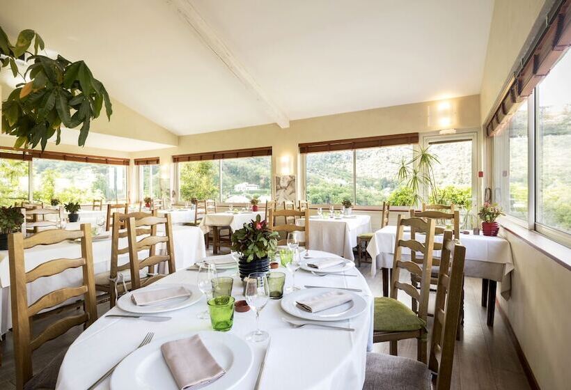 Logis Hotel Restaurant Le Grand Puech