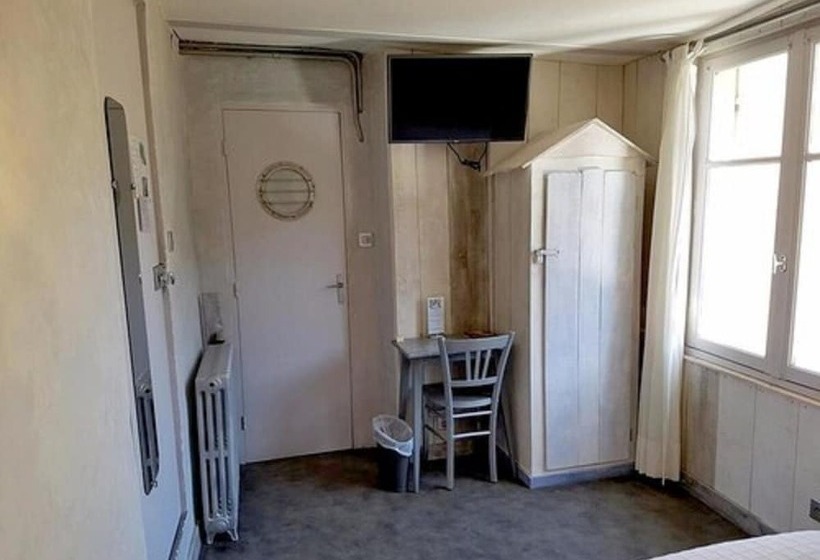 Logis Hotel Restaurant Le Grand Puech