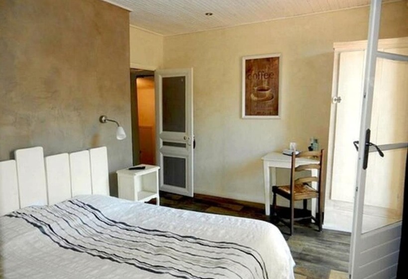 Logis Hotel Restaurant Le Grand Puech