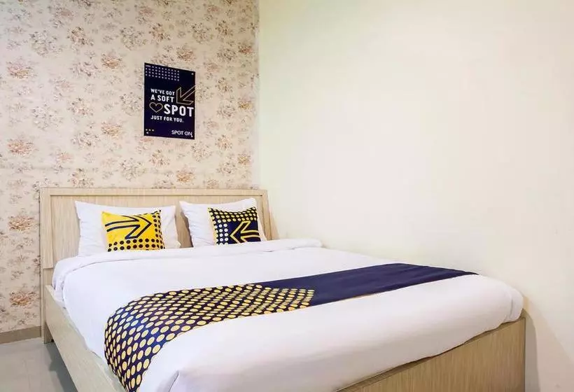 ホテル Spot On 2373 Executive Inn 2