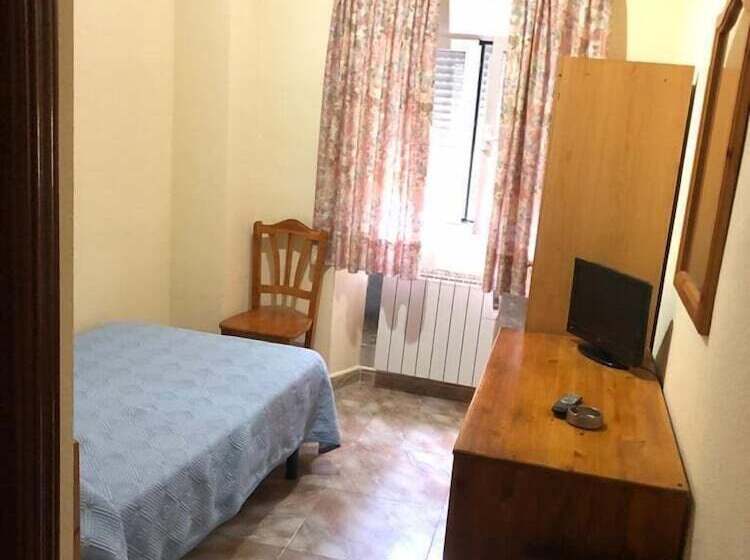 膳宿费 Hostal Hermanos Sánchez