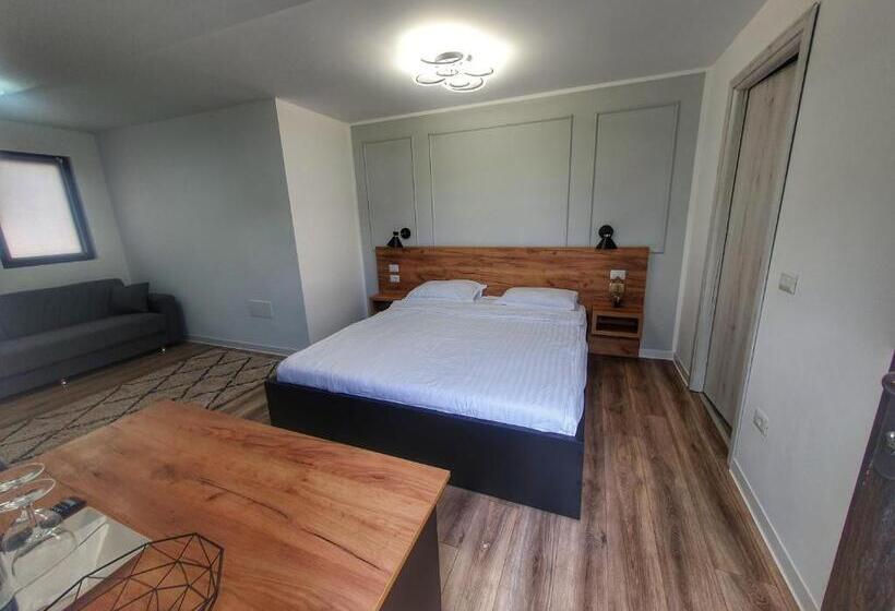 پانسیون Vily Luxury Rooms