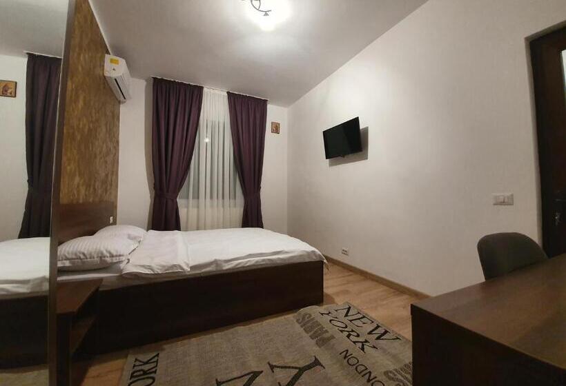 پانسیون Vily Luxury Rooms