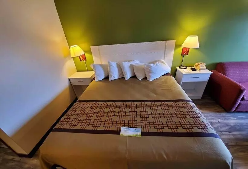 فندق Days Inn By Wyndham Monett