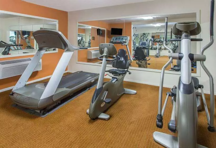 酒店 Days Inn By Wyndham Palm Springs