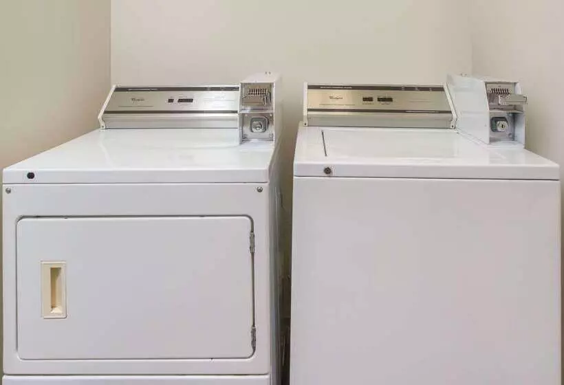 酒店 Days Inn By Wyndham Palm Springs