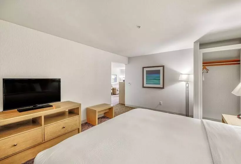 Doubletree By Hilton Hotel Vancouver