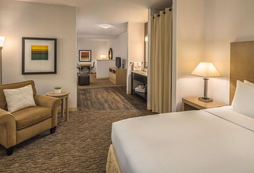 Doubletree By Hilton Hotel Vancouver