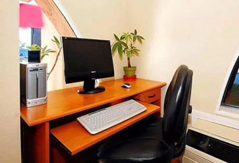 Отель Escondido Lodge